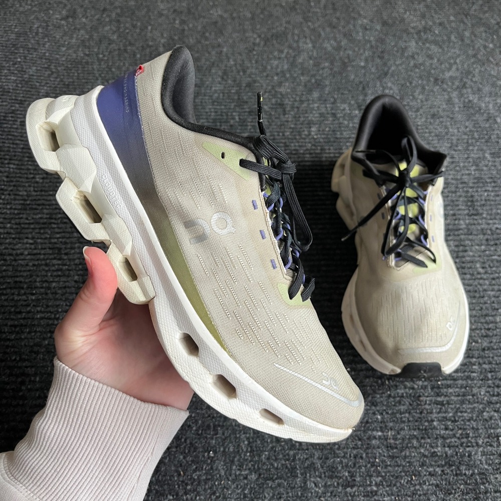 On Cloudspark Running Shoes Womens 9 Ice Grape Mesh Helion CloudTec Sneakers